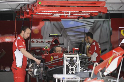 Trabajo en el box de Ferrari en Baréin