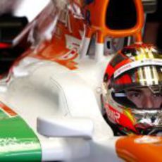 Jules Bianchi sentado en el Force India para los test de Mugello
