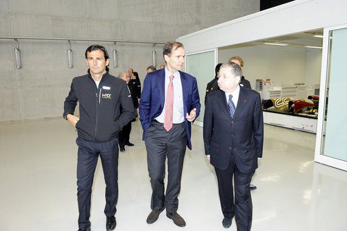 Pedro de la Rosa, Jean Todt y Luis Pérez-Sala