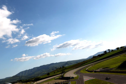 El sol brilla para Daniel Ricciardo y su Toro Rosso