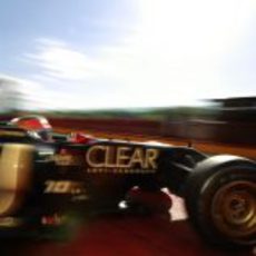 Romain Grosjean enfila el pitlane de Mugello