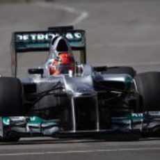 Michael Schumacher afronta los tests