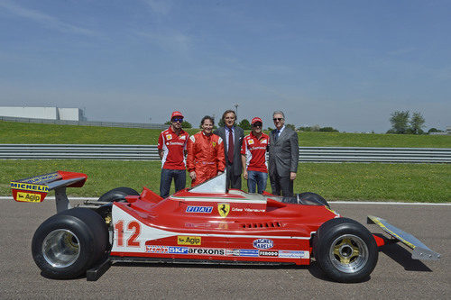 Alonso, Villeneuve, Di Montezemolo, Massa y Ferrari junto al 312 T4