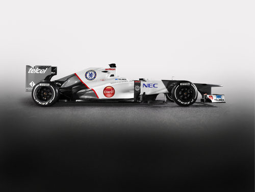 El escudo del Chelsea FC sobre el capó motor del Sauber C31