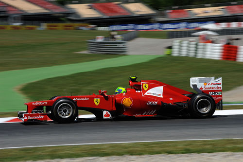 El F2012 rueda en los segundos libres del GP de España
