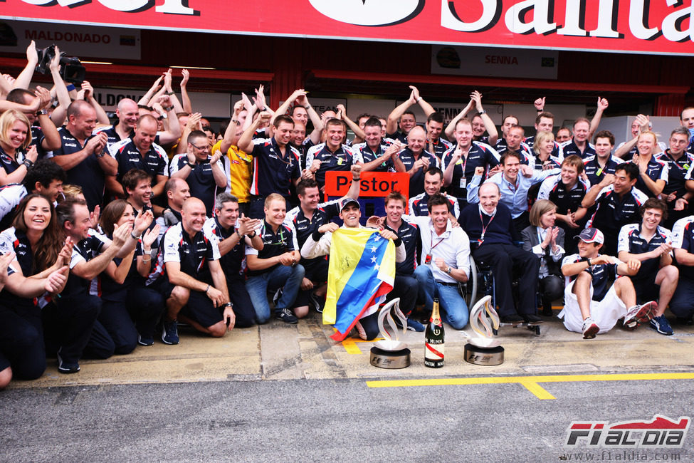 Williams celebra la victoria de Pastor Maldonado en el GP de España 2012