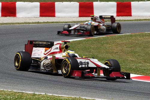 Pedro de la Rosa sale de una curva en Montmeló