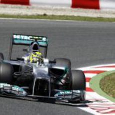 Nico Rosberg rueda a los mandos del W03 en Montmeló