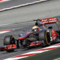 Lewis Hamilton pone a punto su MP4-27