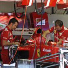 Trabajo en el box de Ferrari en Mónaco