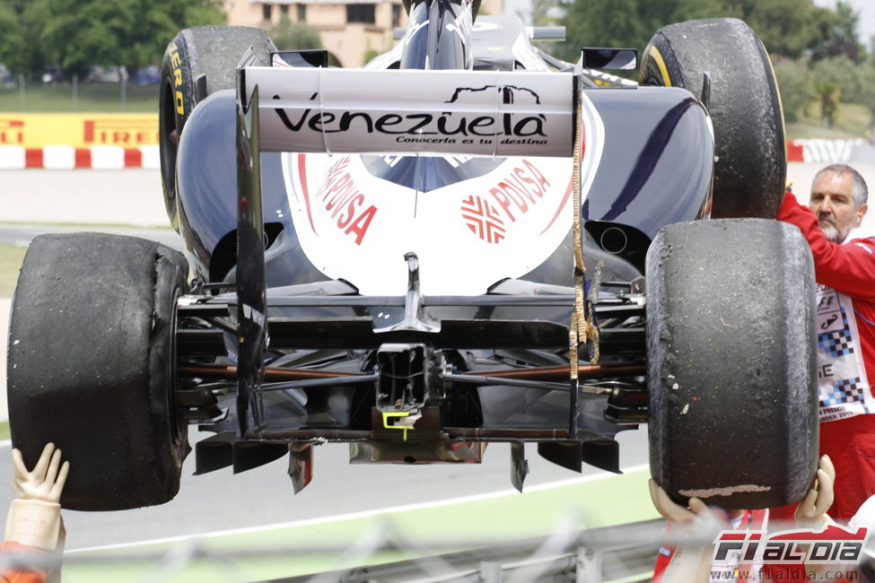 Vista trasera del Williams de Senna accidentado