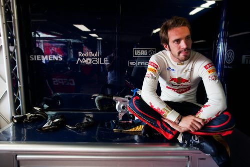 Jean-Eric Vergne espera que pase la lluvia en los segundos libres de Mónaco