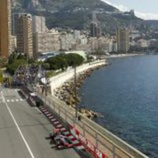 Button rueda junto al mar en los entrenamientos libres