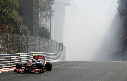 Mucho humo en el túnel de Mónaco