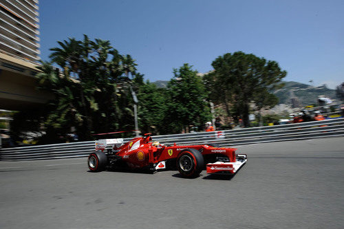 Fernando Alonso durante la clasificación del GP de Mónaco