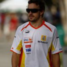 Fernando Alonso por Malasia