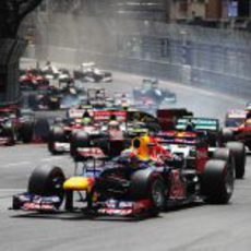 Mark Webber se mantiene primero en la salida del GP de Mónaco 2012