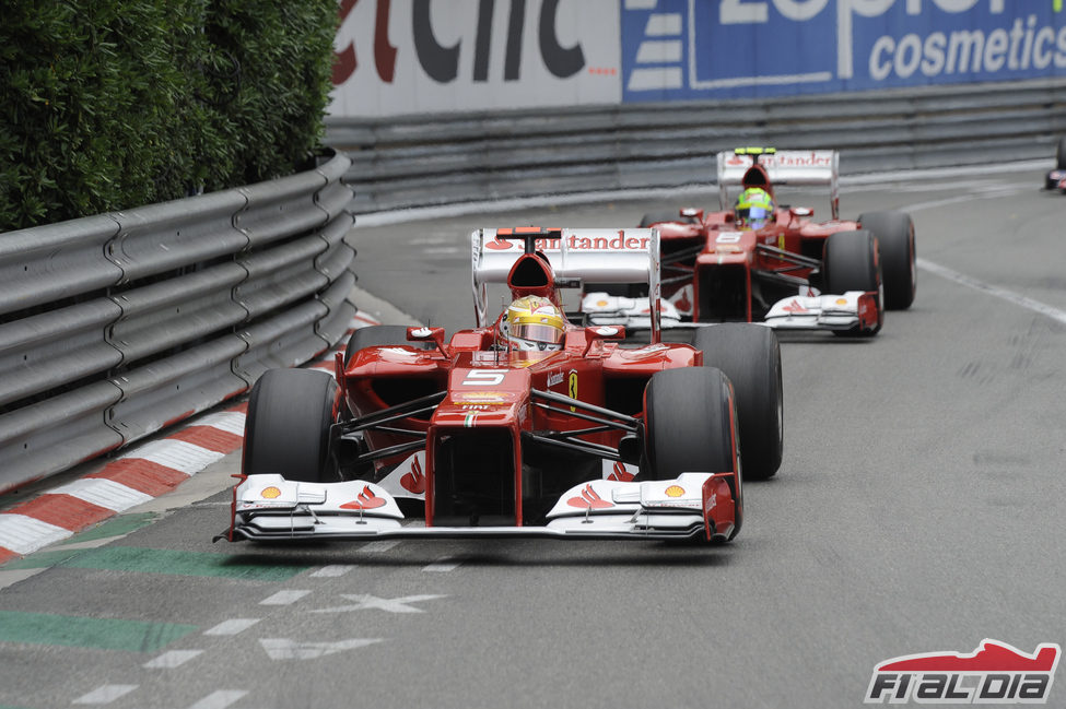 Alonso y Massa en el GP de Mónaco 2012