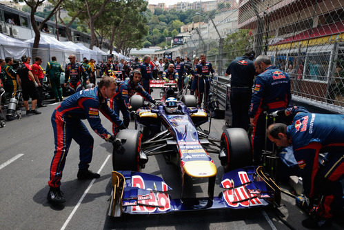 Jean-Eric Vergne en la parrilla de Mónaco