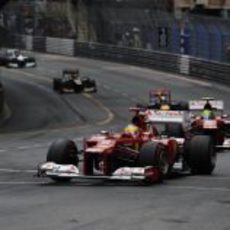 Los dos pilotos de Ferrari durante el Gran Premio de Mónaco