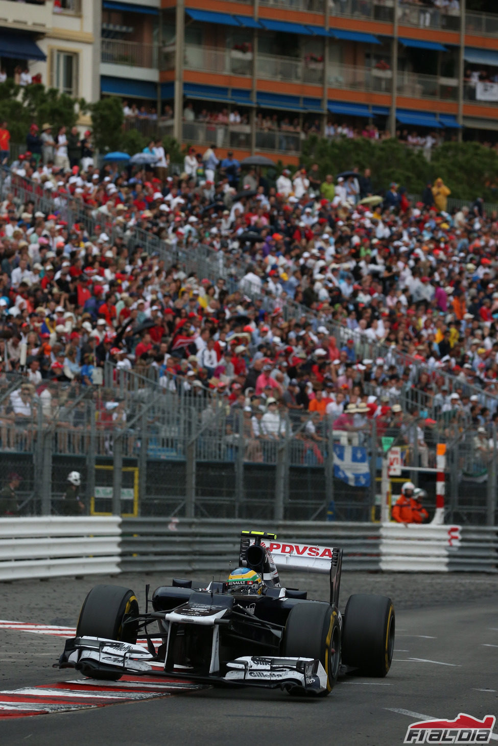 Bruno Senna durante la clasificación del GP de Mónaco