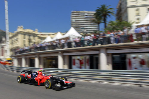 Charles Pic rueda a los mandos del MR01 en la clasificación de Mónaco