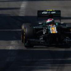 Vitaly Petrov durante los Libres 3 del GP de Mónaco