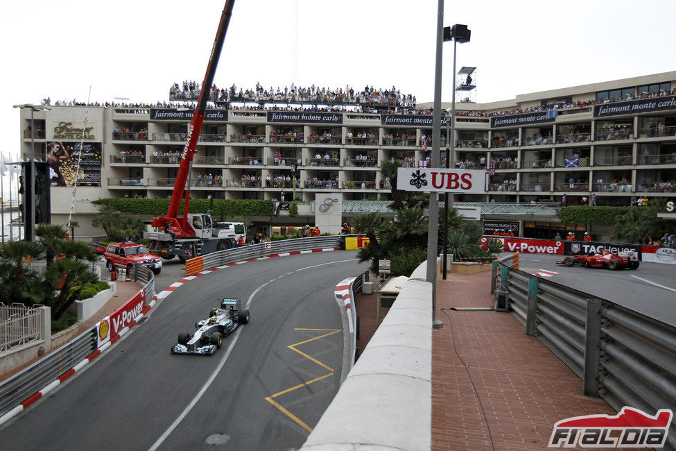 Nico Rosberg y Fernando Alonso, a por el podio