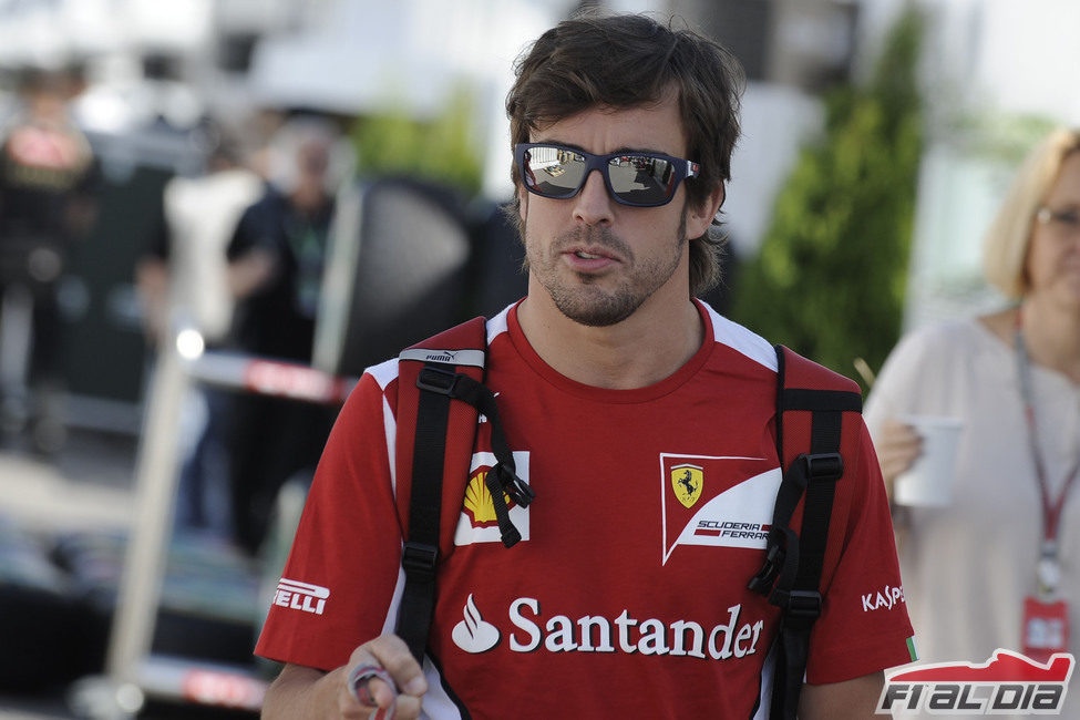 Fernando Alonso llega al circuito de Montreal