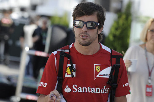 Fernando Alonso llega al circuito de Montreal