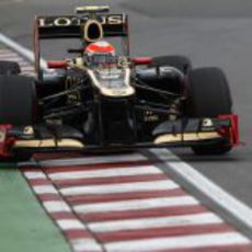 Romain Grosjean entra en una recta en Montreal