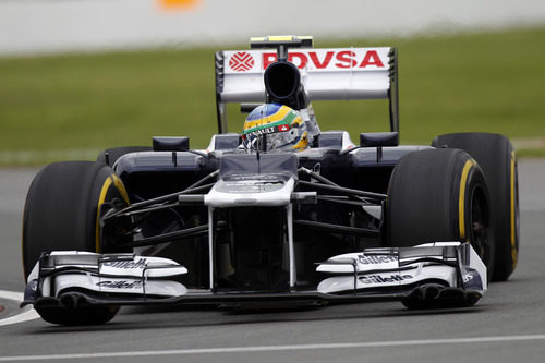 Bruno Senna trata de progresar en el circuito Gilles Villeneuve