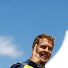 El dedo de Sebastian Vettel regresa en Canadá