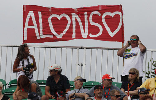 Corazones para Fernando Alonso en Montreal