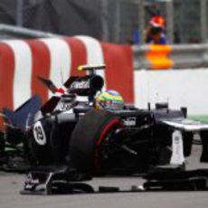 Accidente de Bruno Senna en los libres del GP de Canadá 2012