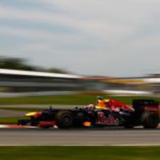 Mark Webber perdió tres posiciones en Montreal