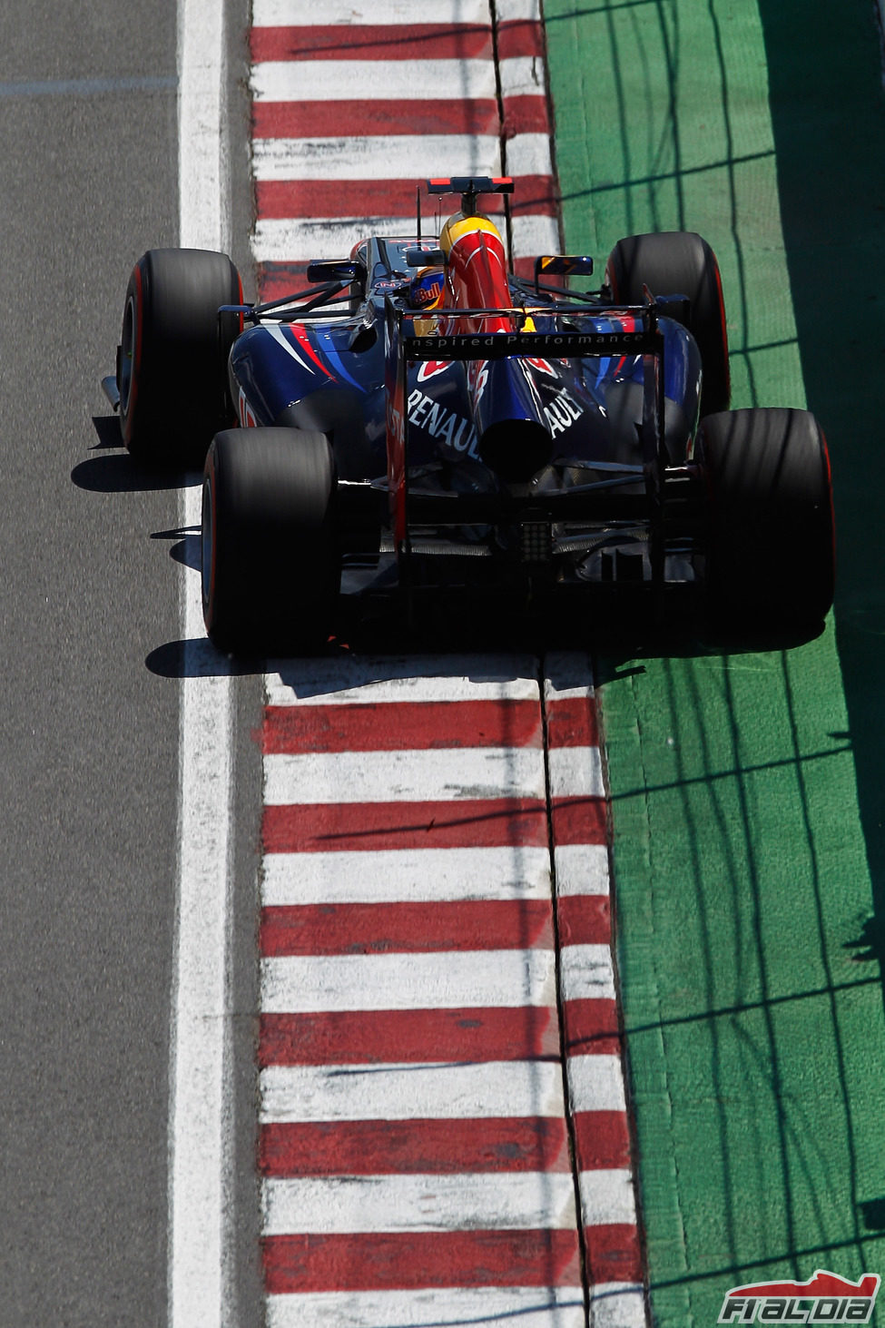 Sebastian Vettel, con el DRS abierto en la clasificación de Canadá