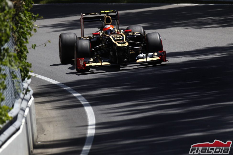 Romain Grosjean conduce el E20 por el trazado de Montreal