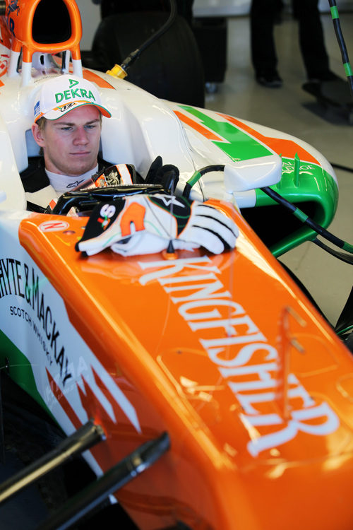 Nico Hülkenberg espera para salir a la pista