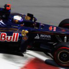 Daniel Ricciardo intenta llegar a la Q2 en Montreal