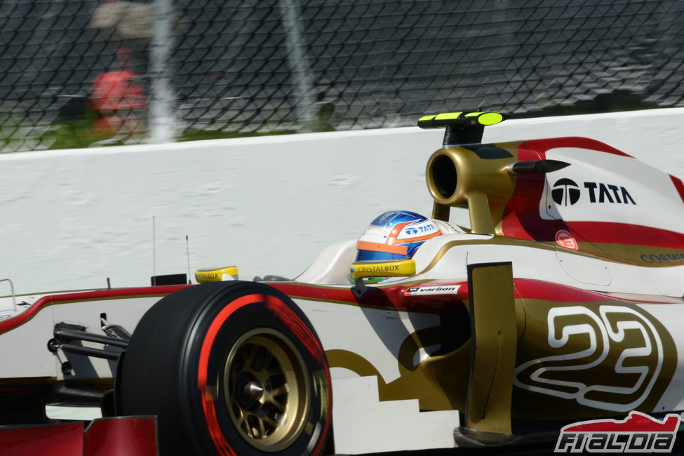 Narain Karthikeyan prueba los superblandos en Montreal