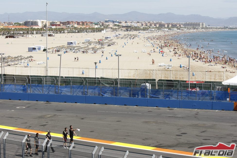 La playa de la Malvarrosa en Valencia