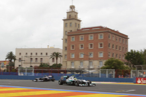 Nico Rosberg rueda en los Libres 1 del GP de Europa