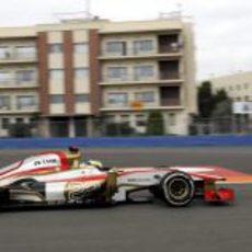 Pedro de la Rosa rueda en Valencia con el F112
