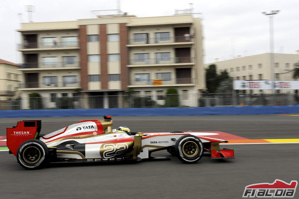 Pedro de la Rosa rueda en Valencia con el F112