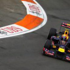 Mark Webber pilota el RB8 en el Valencia Street Circuit