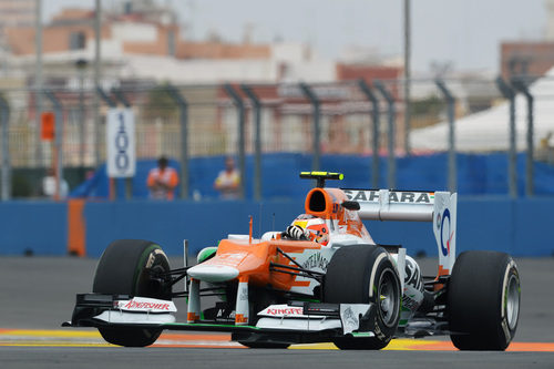 Nico Hülkenberg con el compuesto medio de Pirelli