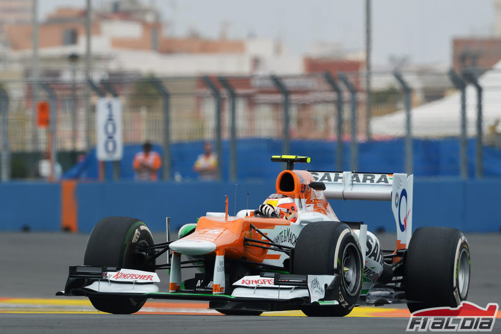 Nico Hülkenberg con el compuesto medio de Pirelli