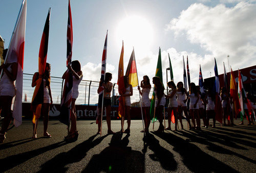 Todas las 'pit babes' del GP de Europa de Fórmula 1