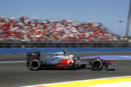 Lewis Hamilton abandonó en el GP de Europa 2012